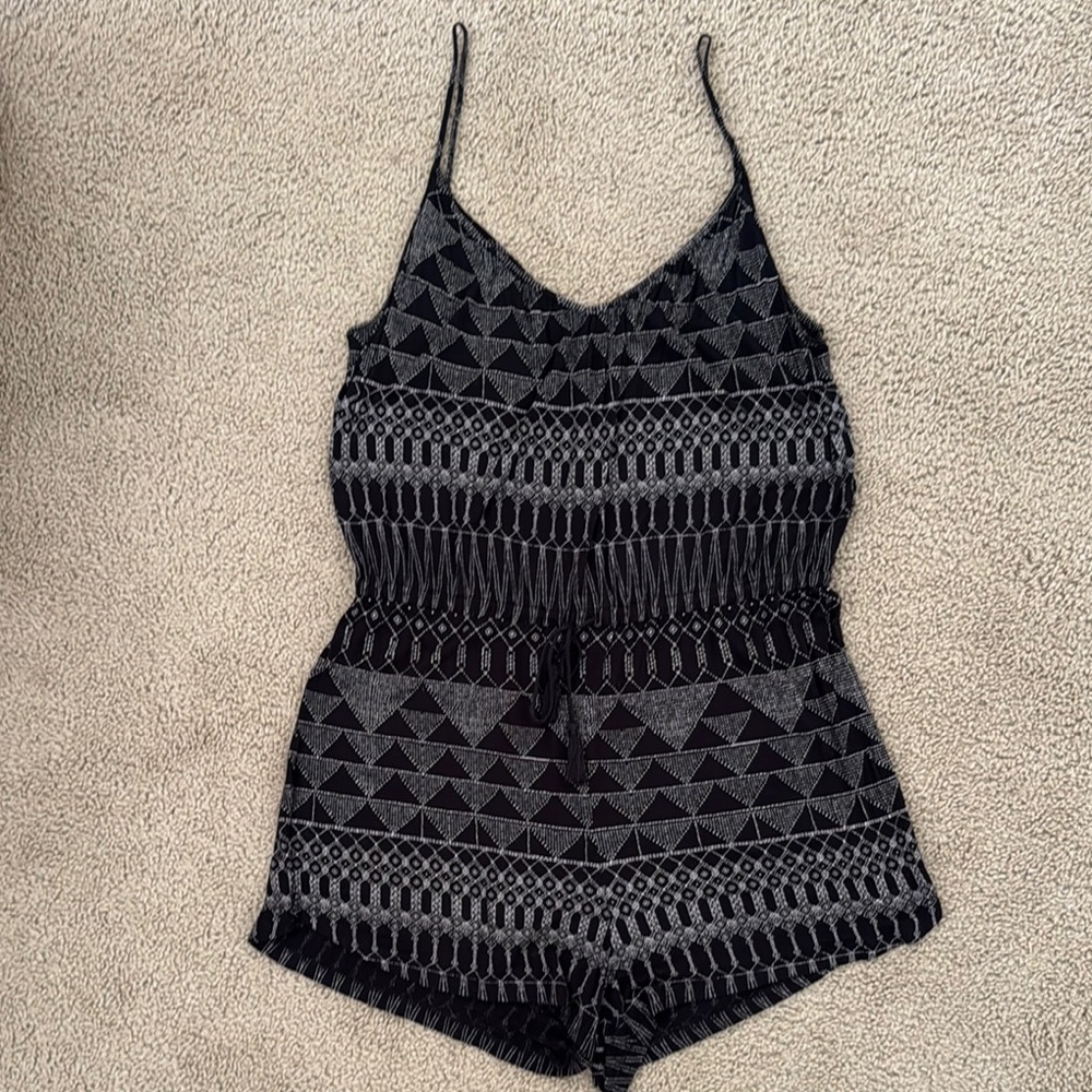 H&M Black and Gray Pants & Jumpsuits